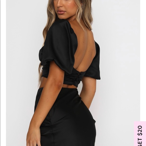 All This Love Crop- Black (M) NWT - Picture 2 of 7